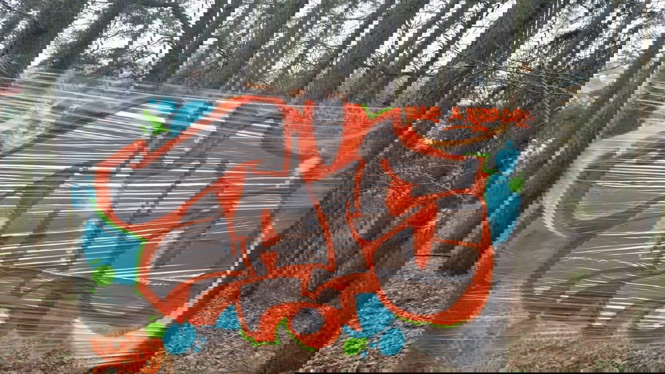 Graffiti Artwork - Photo by REMOK