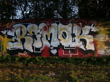 Graffiti Wall - Photo by REMOK (2014)