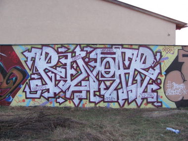 Graffiti Wall - Photo by RENOAR