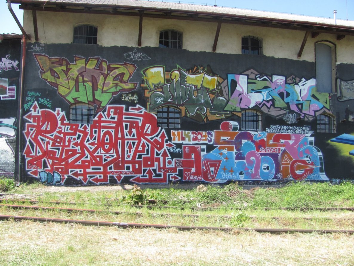 Graffiti Wall - Photo by RENOAR