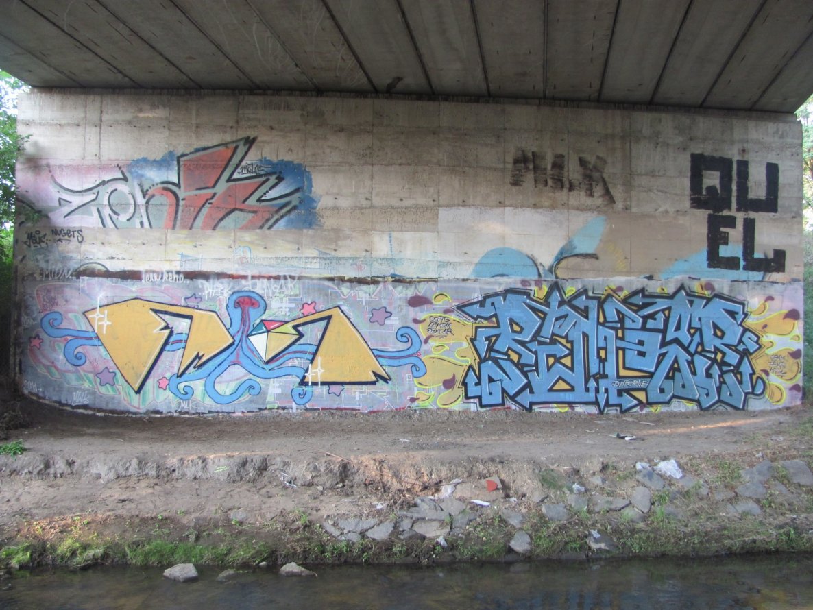 Graffiti Wall - Photo by RENOAR - C´MON, RENOAR