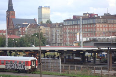 Graffiti Train in Berlin - Photo by RENOAR - Rumun (olds)
