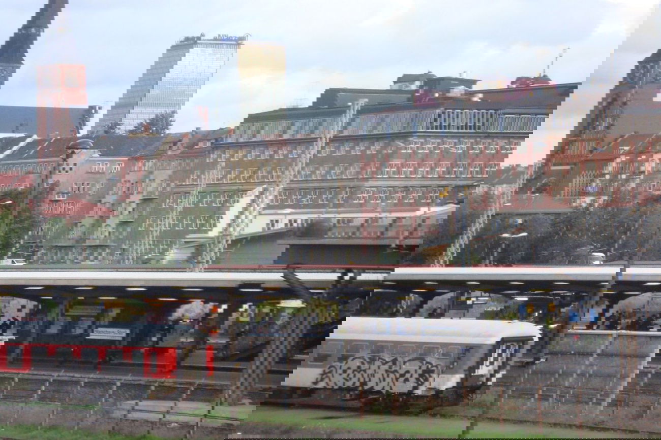 Graffiti Train in Berlin - Photo by RENOAR - Rumun (olds)