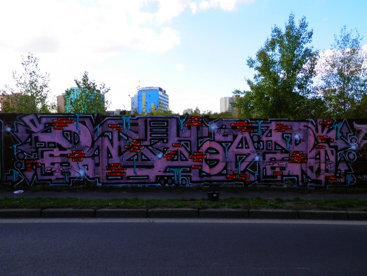 Graffiti Wall - Photo by RENOAR