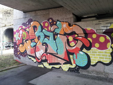 Graffiti Wall - Photo by REUSone - Crap, GMS, JBCB (2012)