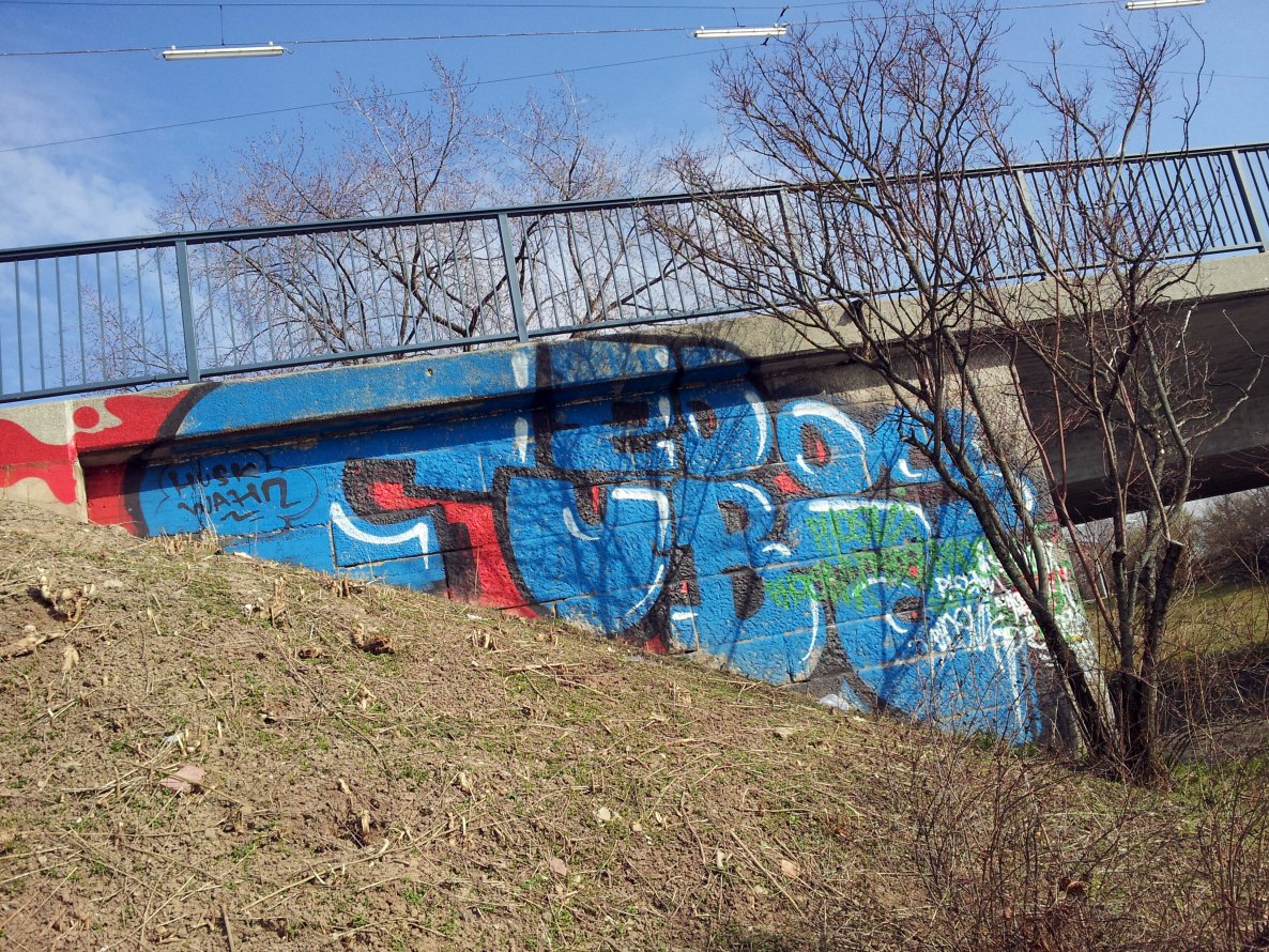 Graffiti Wall - Photo by REUSone - Cuba, QBA, 2Dos