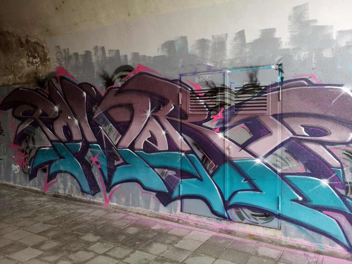 Graffiti Wall - Photo by REUSone - Power, RBK