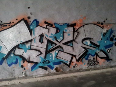 Graffiti Wall - Photo by REUSone - Toxic, Bums