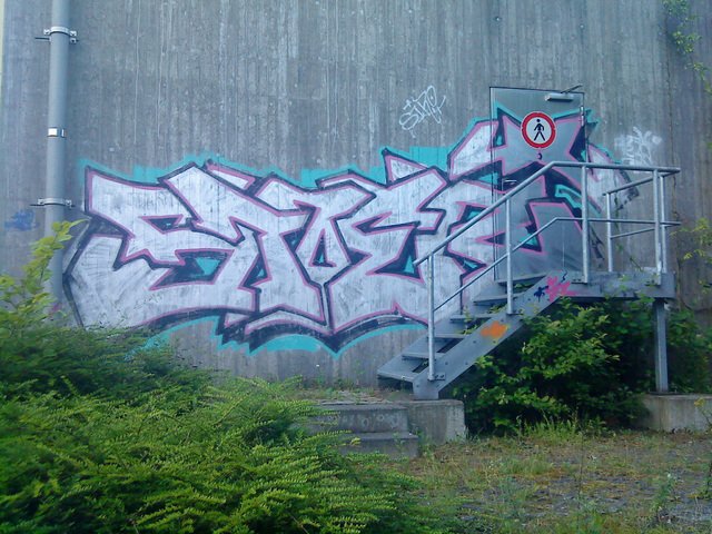 Graffiti Bombing - Photo by RINK - STOER, ULK, STÖR