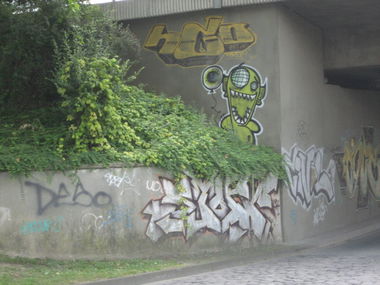 Graffiti Bombing - Photo by RINK - STOER, ULK, STÖR