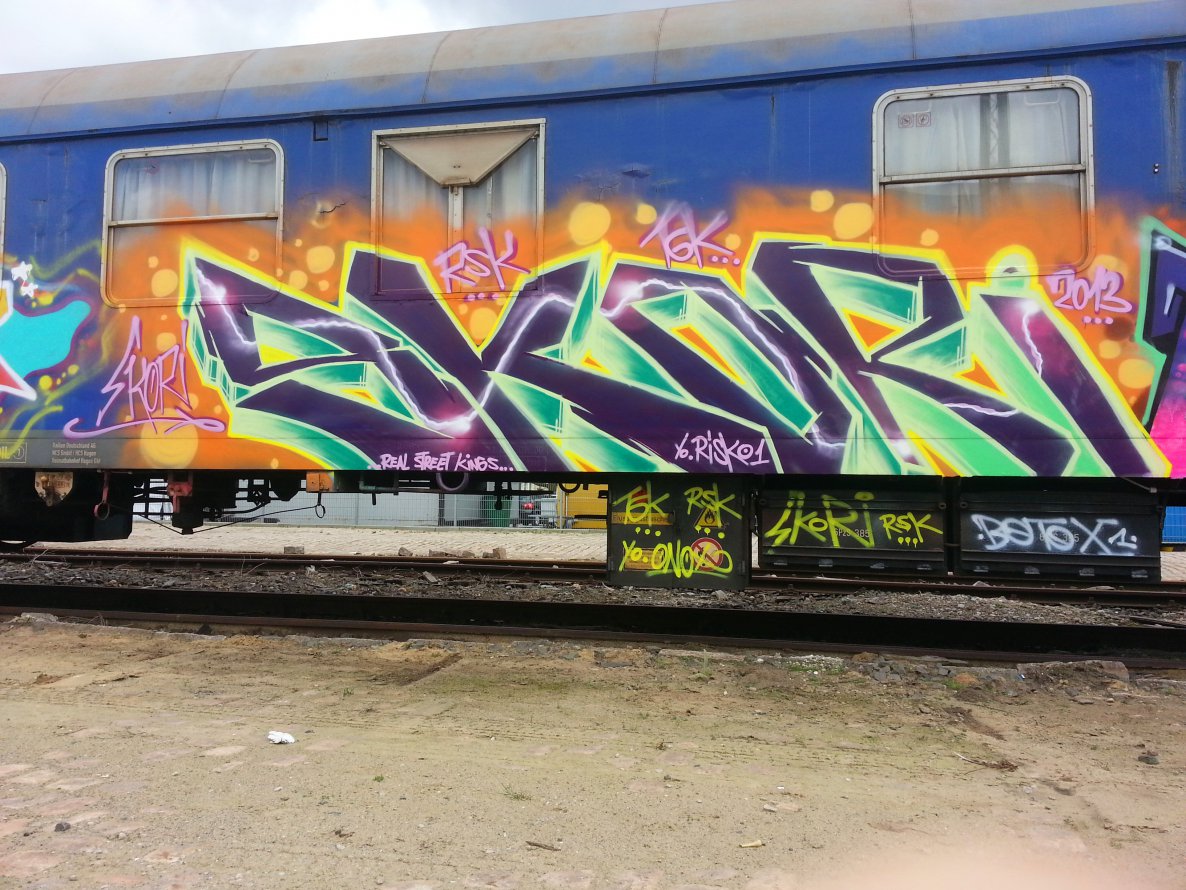 Graffiti Train - Photo by RISKOone - SKORI, 4, risko (2013)