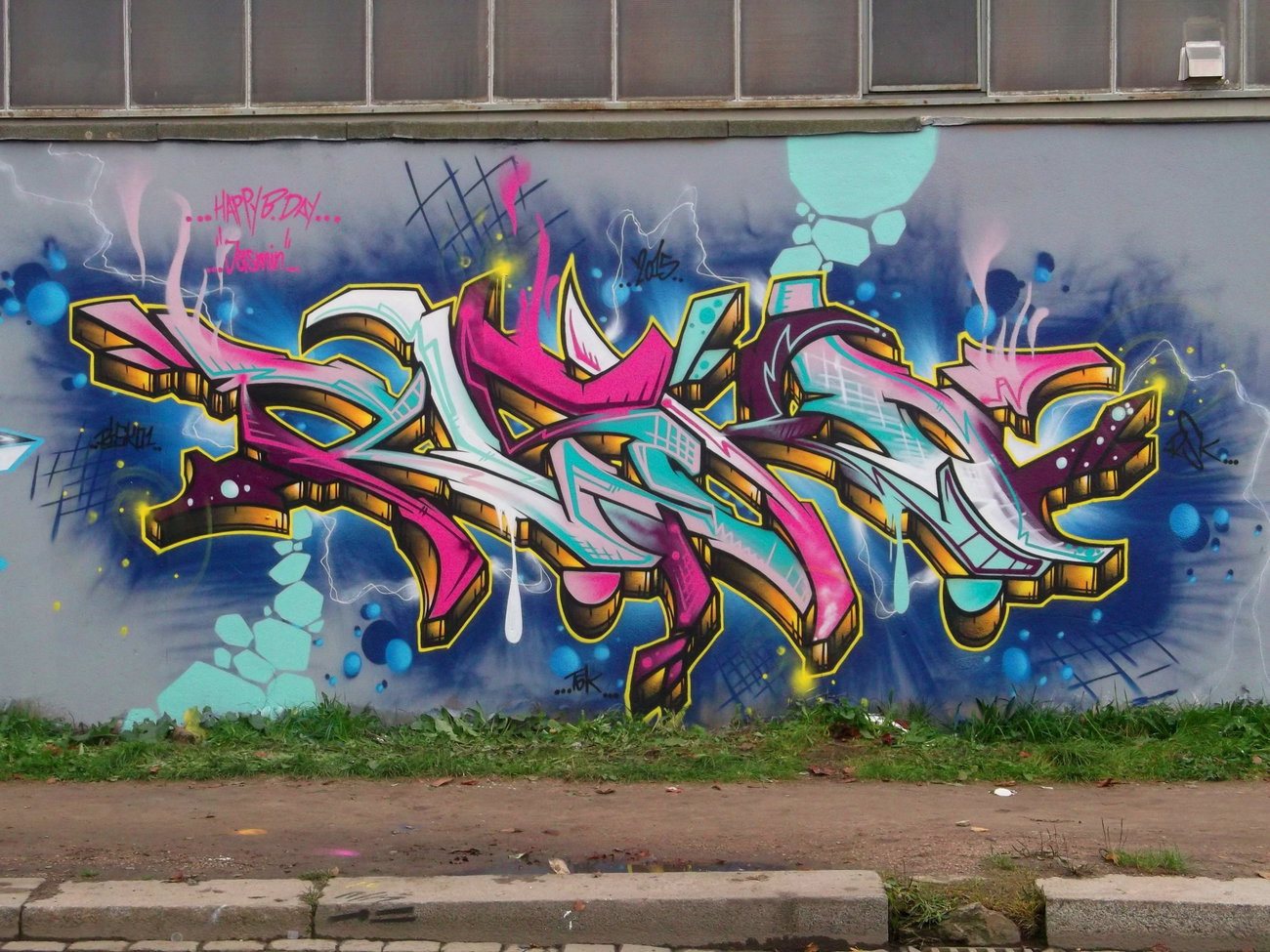 Graffiti Wall - Photo by RISKOone - risko, ris, ko (2015)