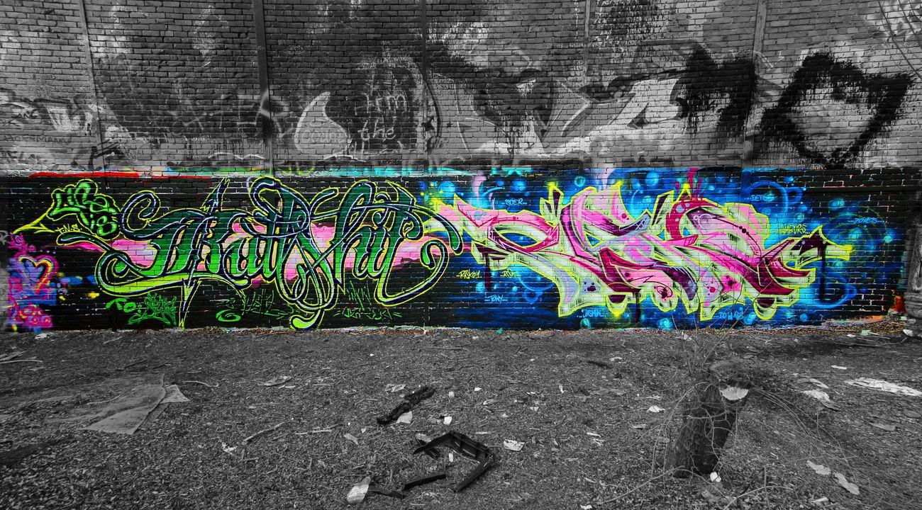 Graffiti Wall - Photo by RISKOone - imun, bullshit, uzi (2016)
