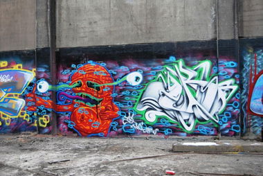 Graffiti Wall - Photo by RNDM_YveS (2012)