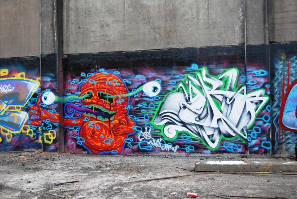 Graffiti Wall - Photo by RNDM_YveS (2012)
