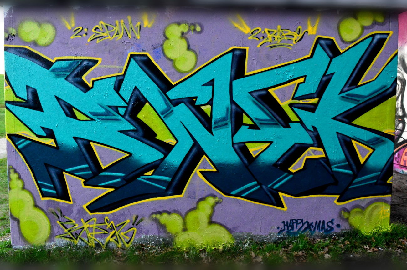 Graffiti Wall - Photo by RNEK - RNEK