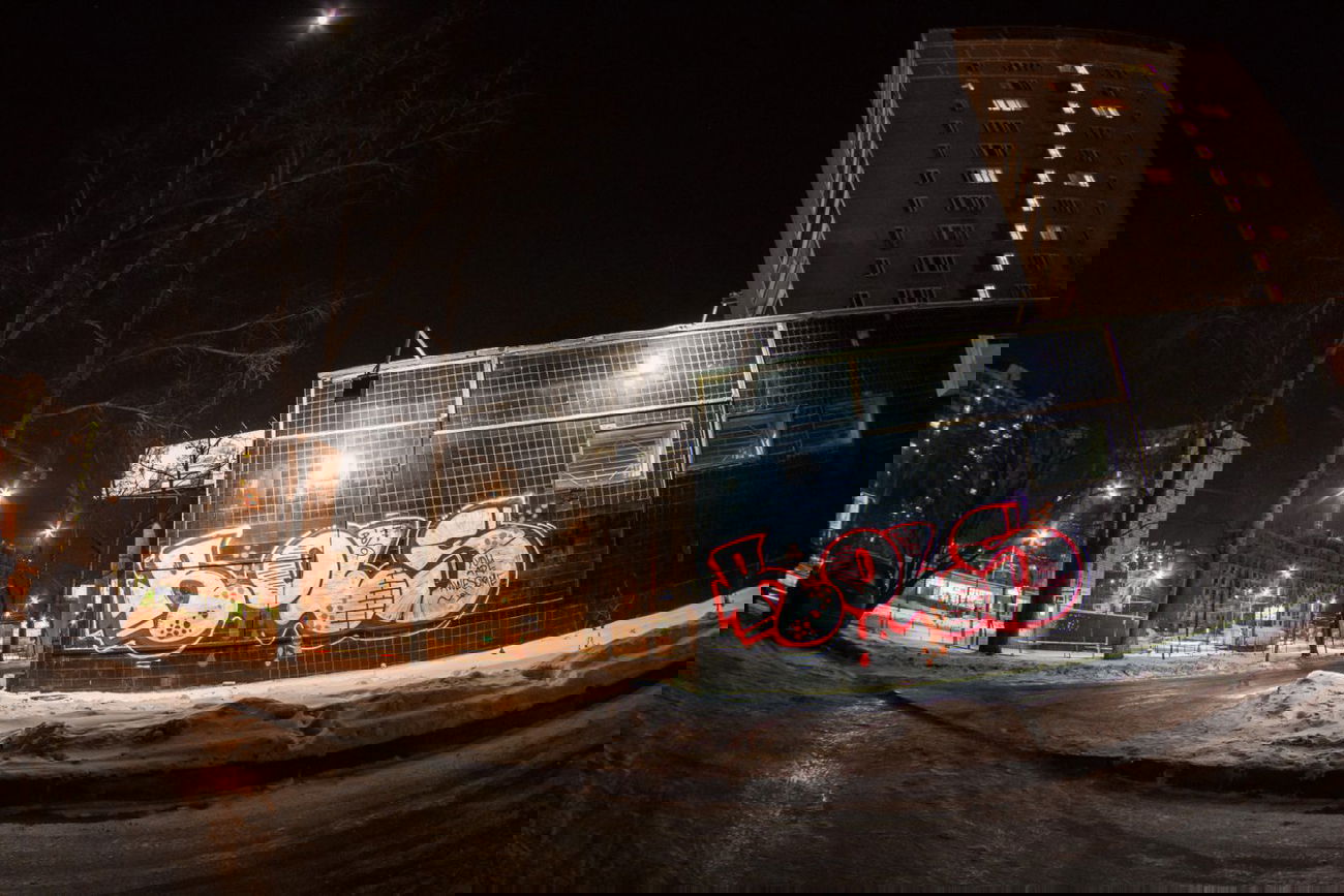 Graffiti Bombing in Moscow - Photo by ROLS (2013)