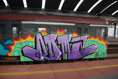 Graffiti Train - Photo by ROMANS - roma, maro, tip (2014)