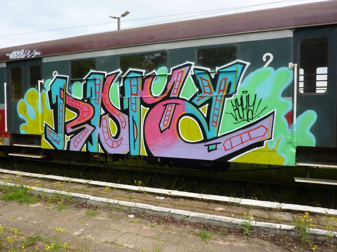 Graffiti Train - Photo by ROMANS - roma, maro, wdrzk (2013)