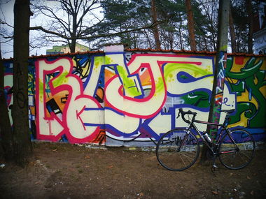 Graffiti Wall - Photo by ROOSLAVONE - a'la, fixie, wiosna (2014)
