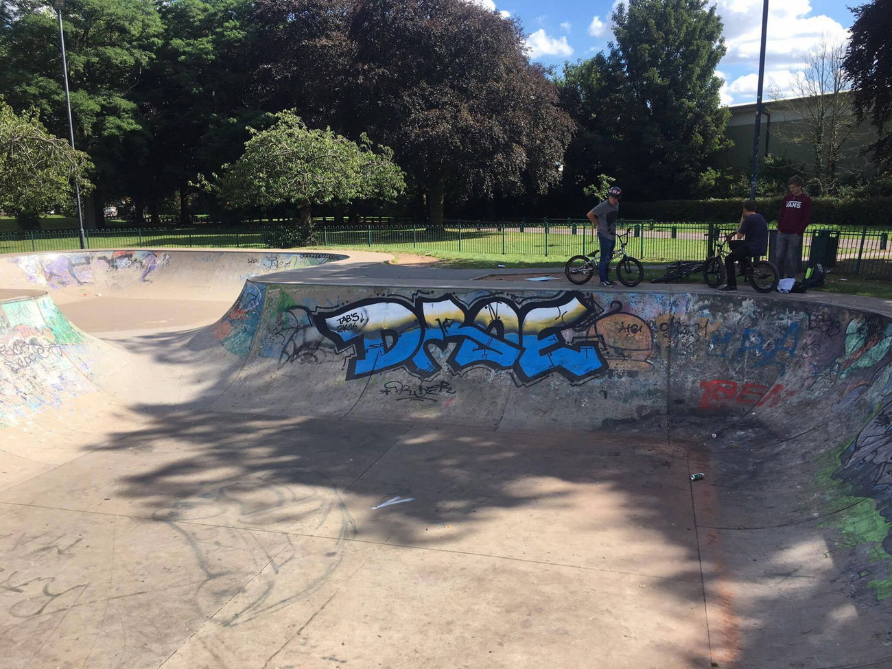 Graffiti Wall - Photo by ROOSLAVONE - DROE, TABS