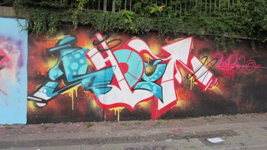Graffiti Wall in Essen - Photo by RORO - essen, shout, hall