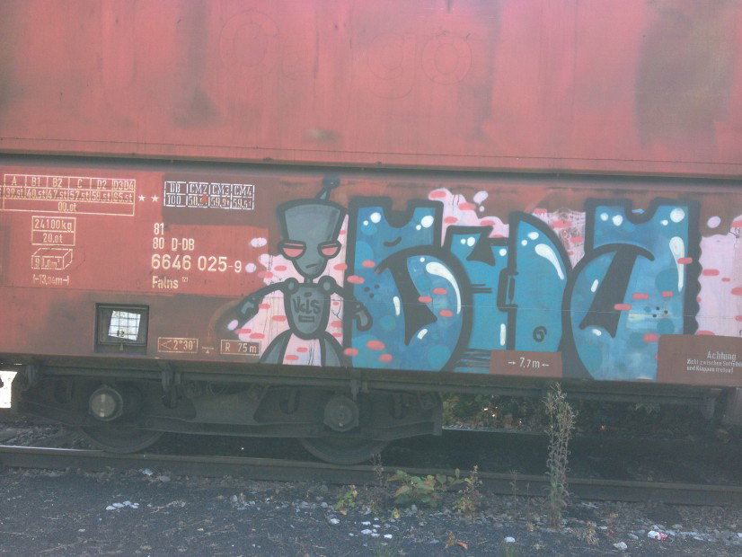 Graffiti Train in Essen - Photo by RORO (2013)