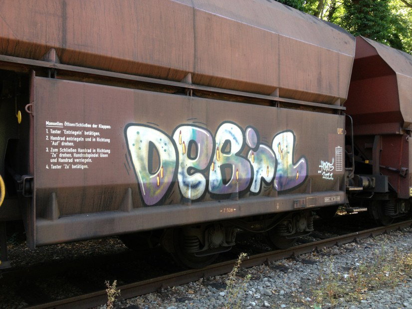 Graffiti Train in Essen - Photo by RORO
