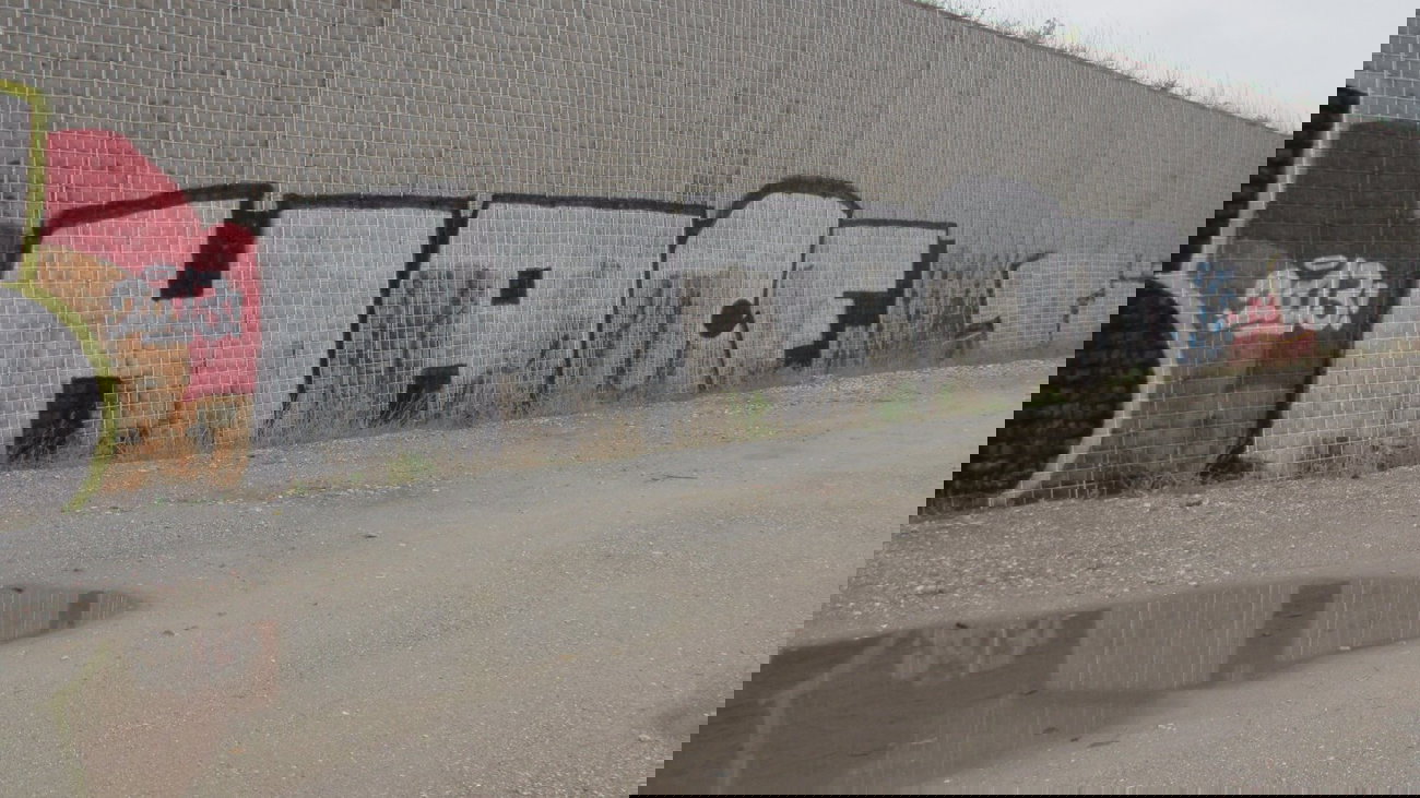 Graffiti Bombing in Essen - Photo by RORO - essenwest (2013)