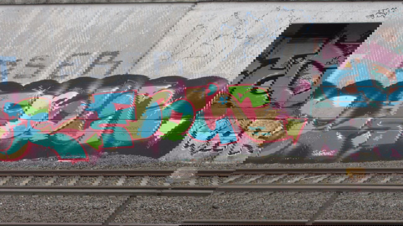 Graffiti Wall in Essen - Photo by RORO (2013)