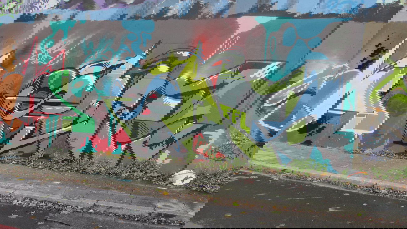 Graffiti Wall in Essé - Photo by RORO (2013)