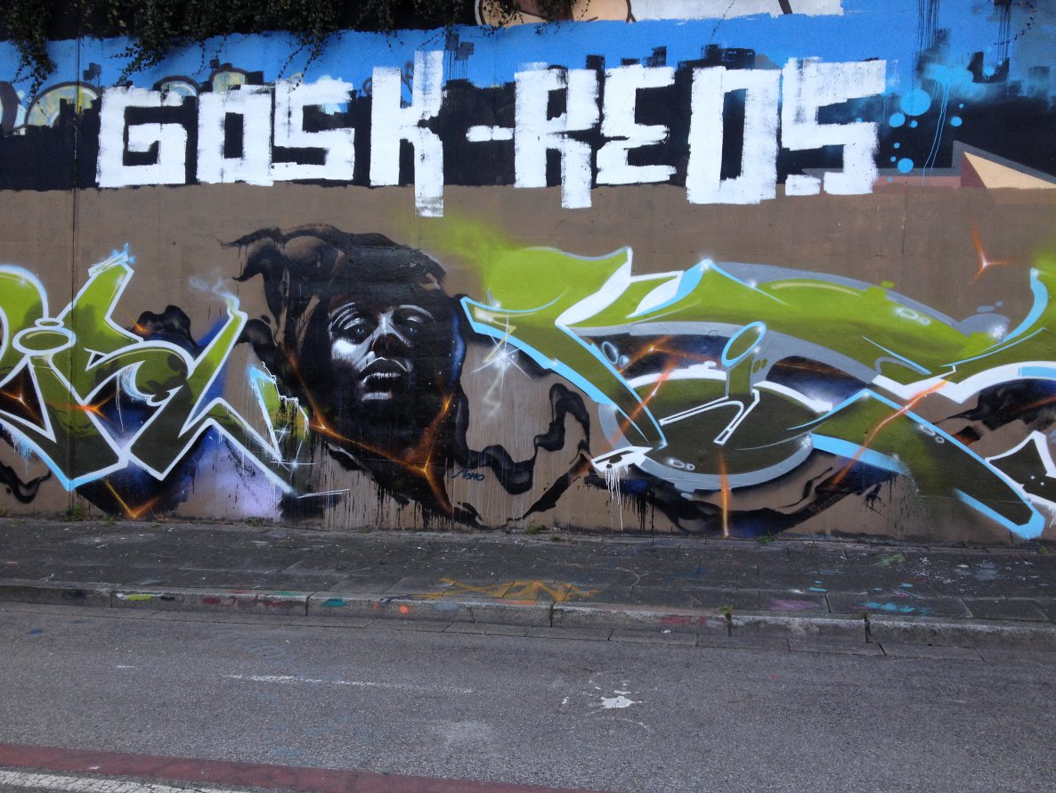 Graffiti Wall - Photo by RORO (2014)