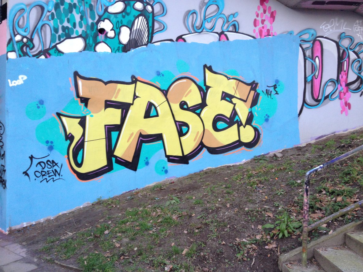 Graffiti Wall in Essen - Photo by RORO - fase.dsa.hall.2014. (2014)