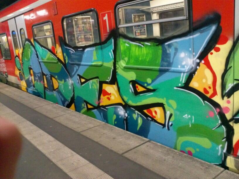 Graffiti Train - Photo by RORO - 2014 (2014)