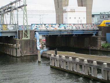 Graffiti Bombing in Amsterdam - Photo by RORO