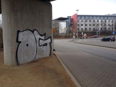 Graffiti Bombing in Koblenz - Photo by RORO - og, unfertig, uniKoblenz (2015)