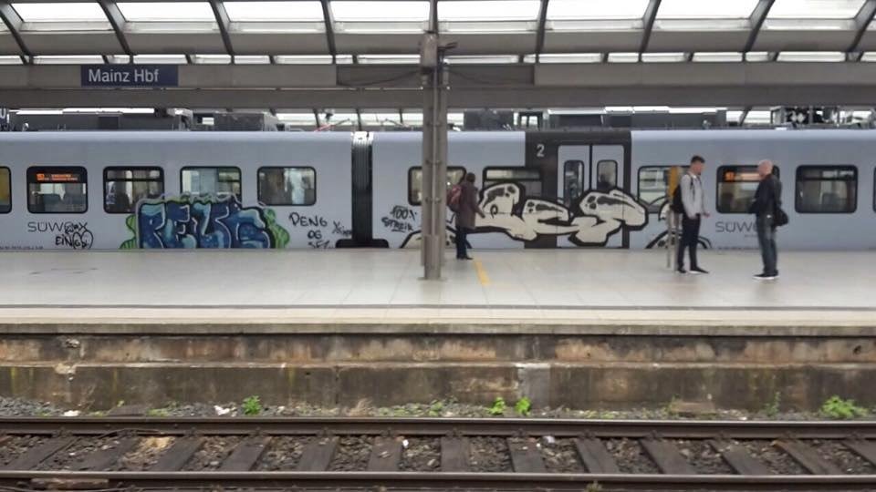 Graffiti Train in Mainz - Photo by RORO - peng, ace, süwex (2015)