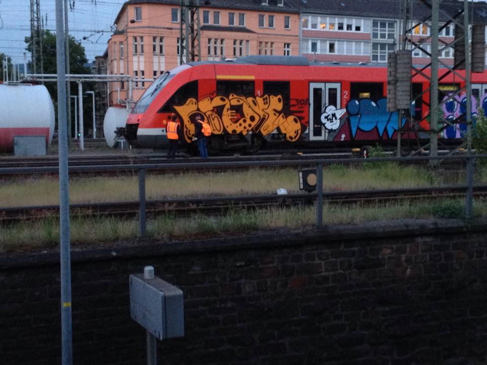 Graffiti Train in Koblenz - Photo by RORO