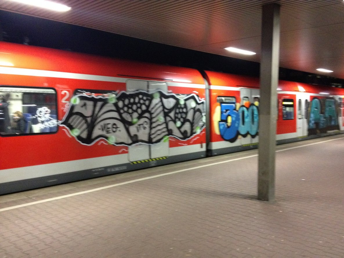 Graffiti Train in duisburg - Photo by RORO - s1, aktuell, neo (2015)