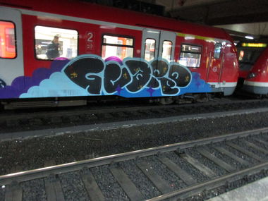 Graffiti Train in Düsseldorf - Photo by RORO