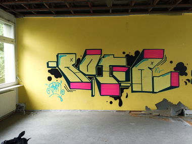 Graffiti Bombing - Photo by ROTOR80 - rotor, xlcrew, hamburg (2015)