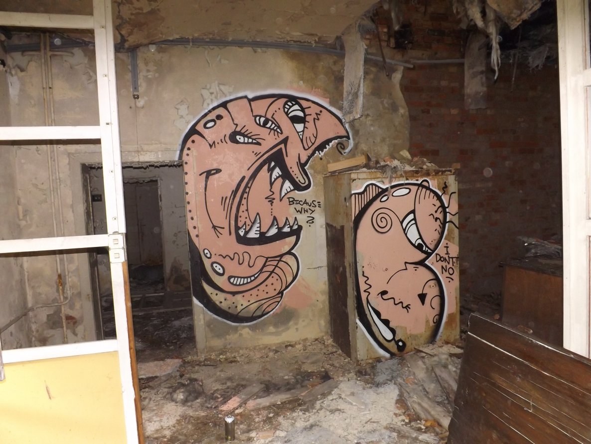 Graffiti Street Art - Photo by ROUGH - RGF (2013)