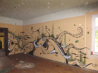 Graffiti Wall - Photo by ROUGH - RGF (2013)