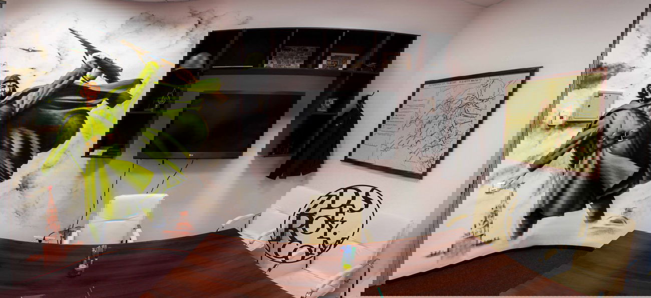 Graffiti Wall in Dnipropetrovs'k - Photo by ROY - roy, zdesroy, ironlak (2013)