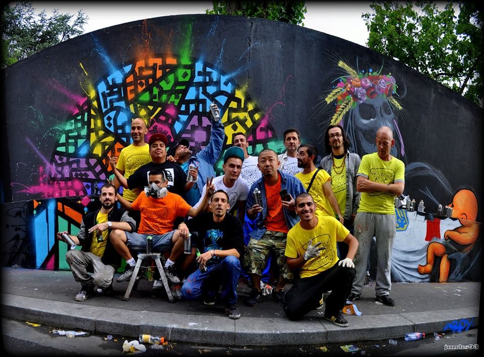 Graffiti Artwork in Paris - Photo by ROY - Roy, Lazoo, Wuze (2014)