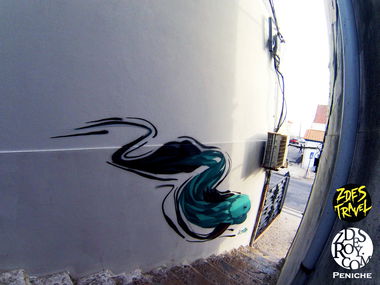 Graffiti Bombing in Rua Arquitecto Paulino Montez - Photo by ROY (2015)