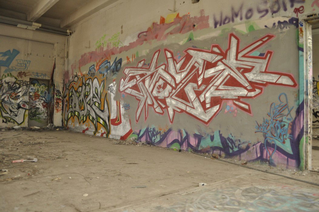 Graffiti Wall in Rathenow - Photo by ROZE - Roze, Doce