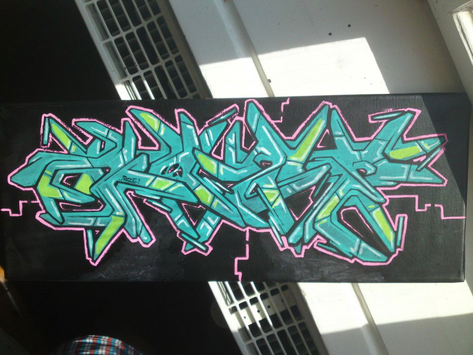 Graffiti Sketch in Rathenow  - Photo by ROZE - Roze
