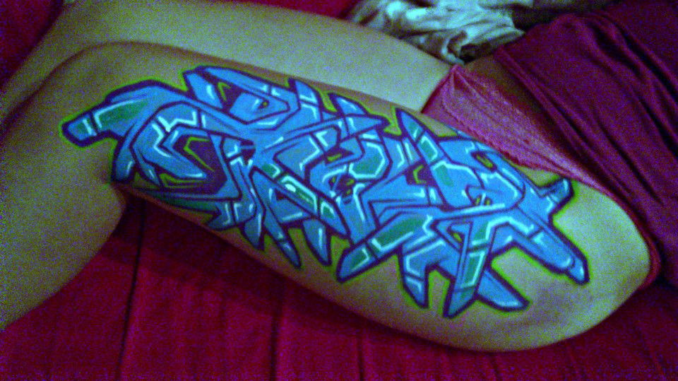 Graffiti Artwork in Böhne  - Photo by ROZE - Roze