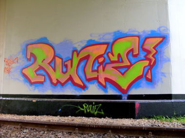 Graffiti Wall - Photo by RUNIZ - runiz, poland (2011)